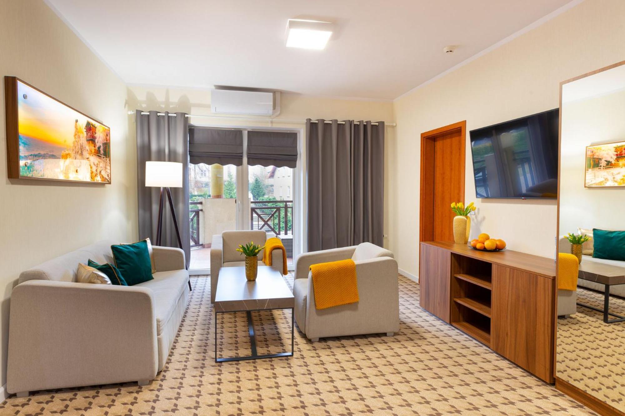 Hotel Verde Montana Wellness & Spa Kudowa-Zdroj Bagian luar foto